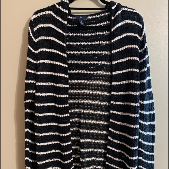 EUC Gap Sz S black/white striped, hooded, lightweight cardigan tunic sweater. - Picture 1 of 3